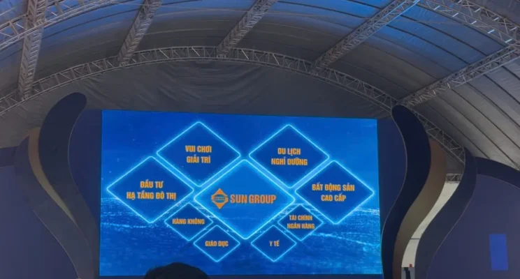 Hệ sinh thái Sun Group phát triển với 4 ngành nghề chính và 4 ngành nghề phụ trợ